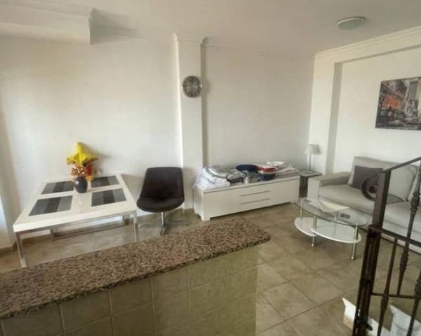5 slaapkamer Rijtjeshuis te koop in El Edén, Guardamar del Segura met zwembad garage - € 249.900 (Ref: 9288518)