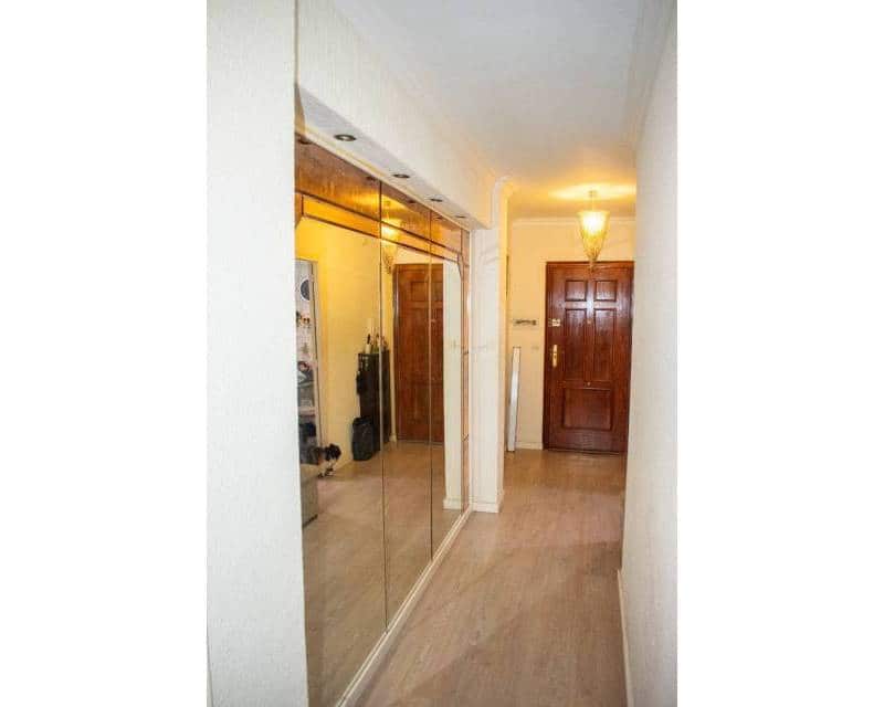 4 soveværelse Lejlighed til salg i Torrevieja - € 200.000 (Ref: 9294957)