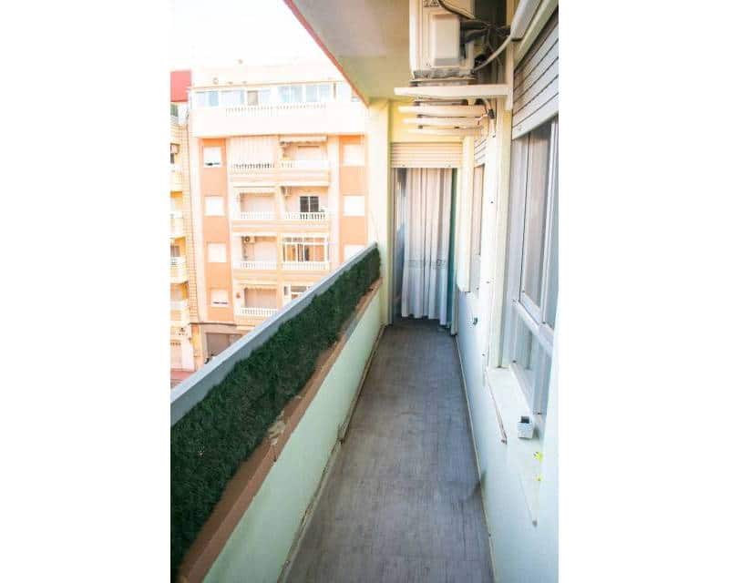 4 soveværelse Lejlighed til salg i Torrevieja - € 200.000 (Ref: 9294957)