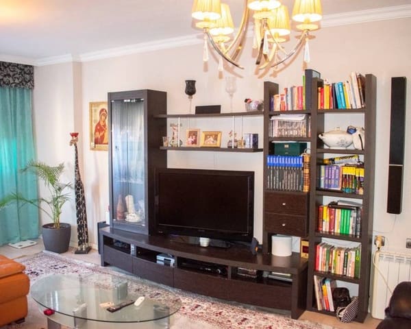 4 slaapkamer Appartement te koop in Antonio Machado, Torrevieja - € 200.000 (Ref: 9294957)