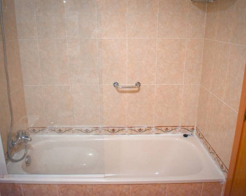 2 soveværelse Lejlighed til salg i Cala de Finestrat med swimmingpool garage - € 351.000 (Ref: 9294958)