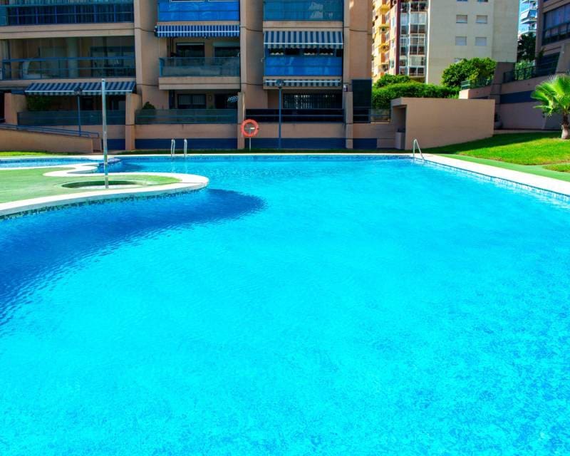 2 soveværelse Lejlighed til salg i Cala de Finestrat med swimmingpool garage - € 351.000 (Ref: 9294958)