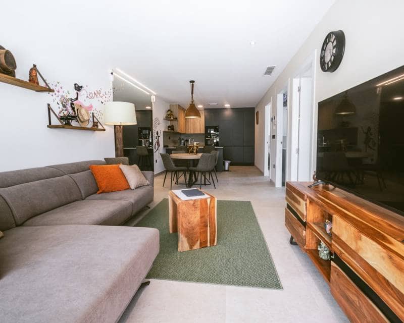 2 soverom Hus til salgs i Lo Crispin med svømmebasseng garasje - € 239 000 (Ref: 9301417)