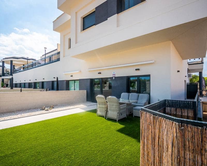 2 soverom Hus til salgs i Lo Crispin med svømmebasseng garasje - € 239 000 (Ref: 9301417)