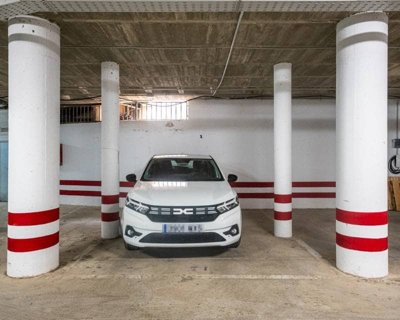 2 soverom Hus til salgs i Lo Crispin med svømmebasseng garasje - € 239 000 (Ref: 9301417)