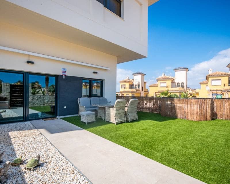 2 soverom Hus til salgs i Lo Crispin med svømmebasseng garasje - € 239 000 (Ref: 9301417)