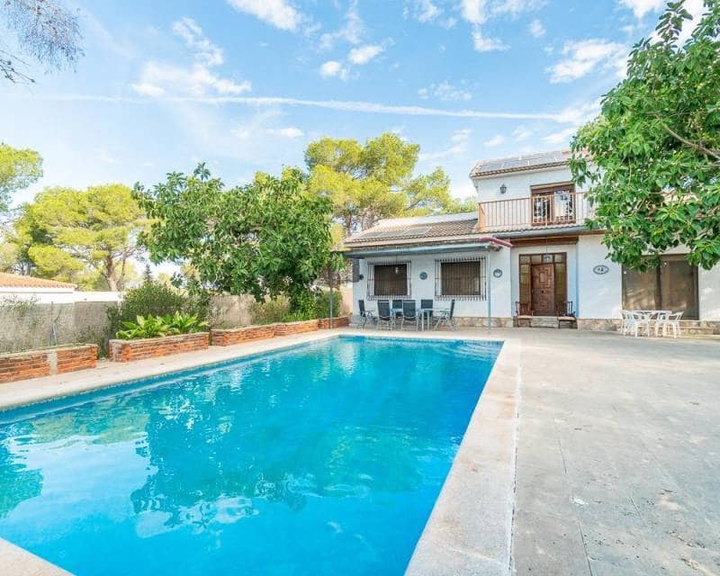 4 chambre Villa/Maison à vendre à Pinar de Campoverde avec piscine garage - 450 000 € (Ref: 9301678)