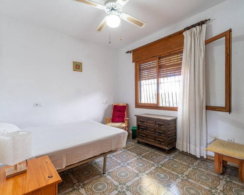 4 chambre Villa/Maison à vendre à Pinar de Campoverde avec piscine garage - 450 000 € (Ref: 9301678)