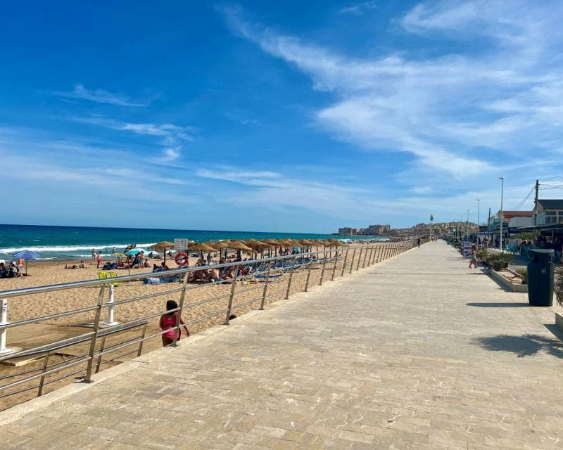 3 soveværelse Semi-Rækkehus til salg i La Mata - € 955.000 (Ref: 9301679)