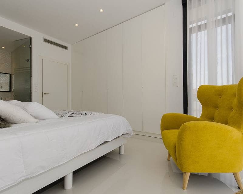 4 soveværelse Villa til salg i Playa Honda med swimmingpool garage - € 630.000 (Ref: 9311869)