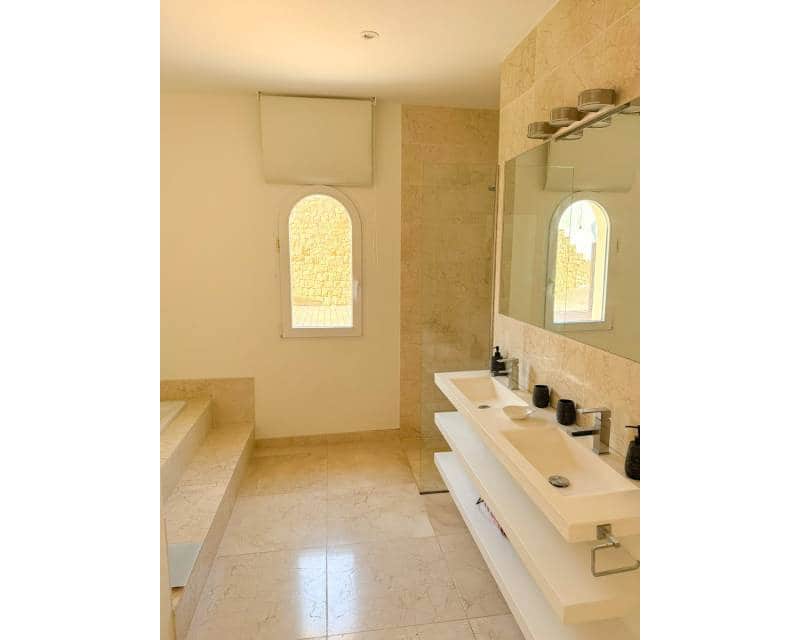 4 soverom Villa til salgs i Moraira med svømmebasseng garasje - € 1 790 000 (Ref: 9318161)