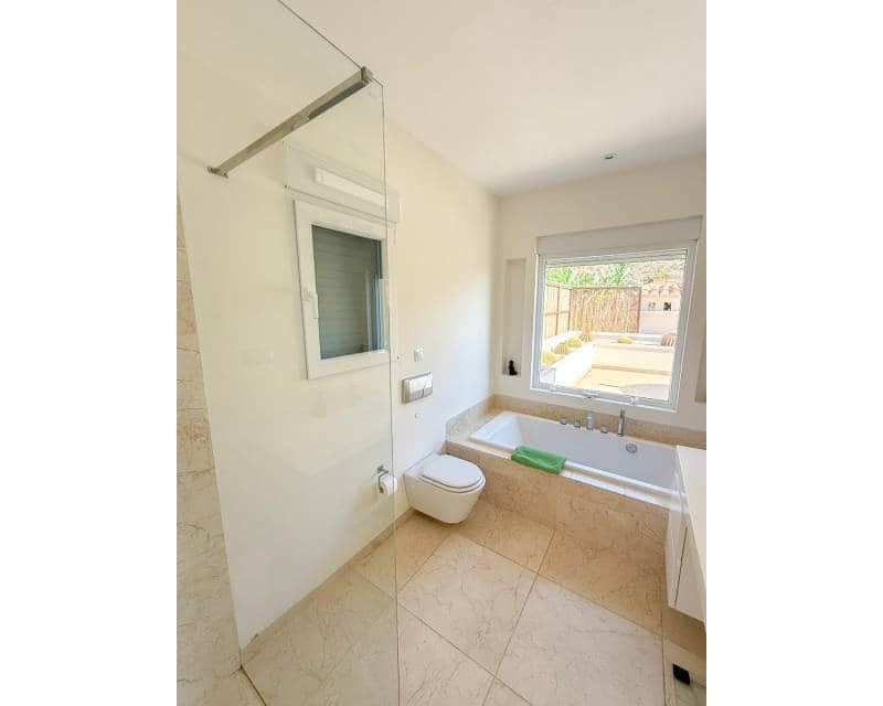 4 soverom Villa til salgs i Moraira med svømmebasseng garasje - € 1 790 000 (Ref: 9318161)