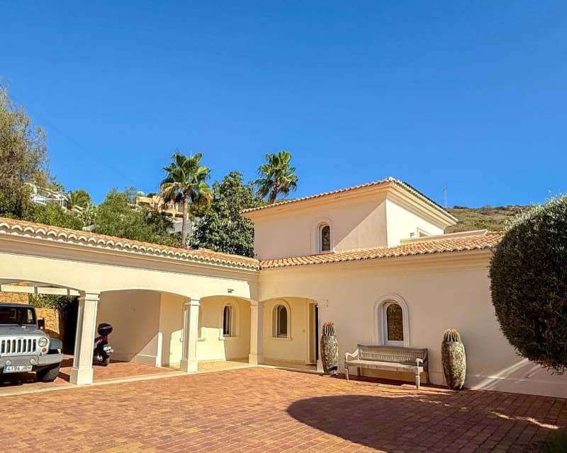 4 soverom Villa til salgs i Moraira med svømmebasseng garasje - € 1 790 000 (Ref: 9318161)