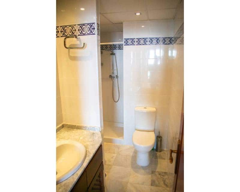 3 makuuhuone Huoneisto myytävänä paikassa Torrevieja mukana uima-altaan - 363 900 € (Ref: 9324480)