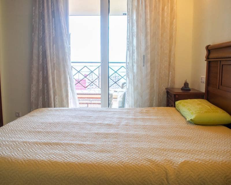 3 makuuhuone Huoneisto myytävänä paikassa Torrevieja mukana uima-altaan - 363 900 € (Ref: 9324480)