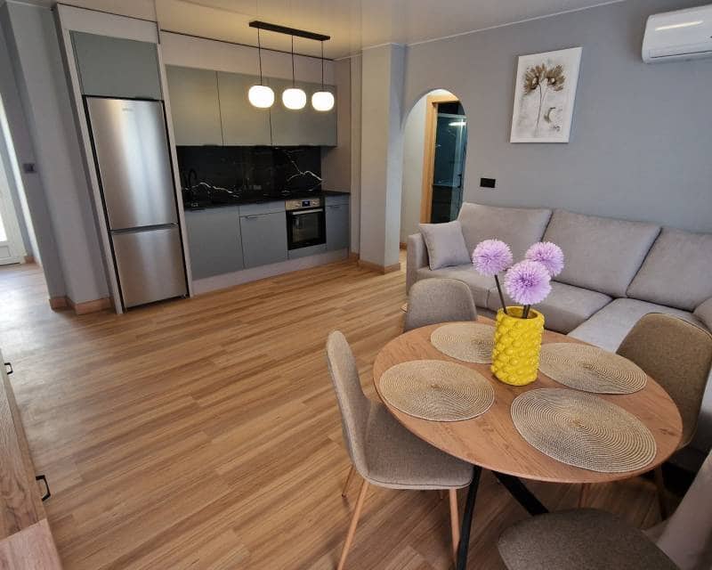 3 chambre Maison de Ville à vendre à Orihuela Costa avec piscine garage - 191 000 € (Ref: 9325698)