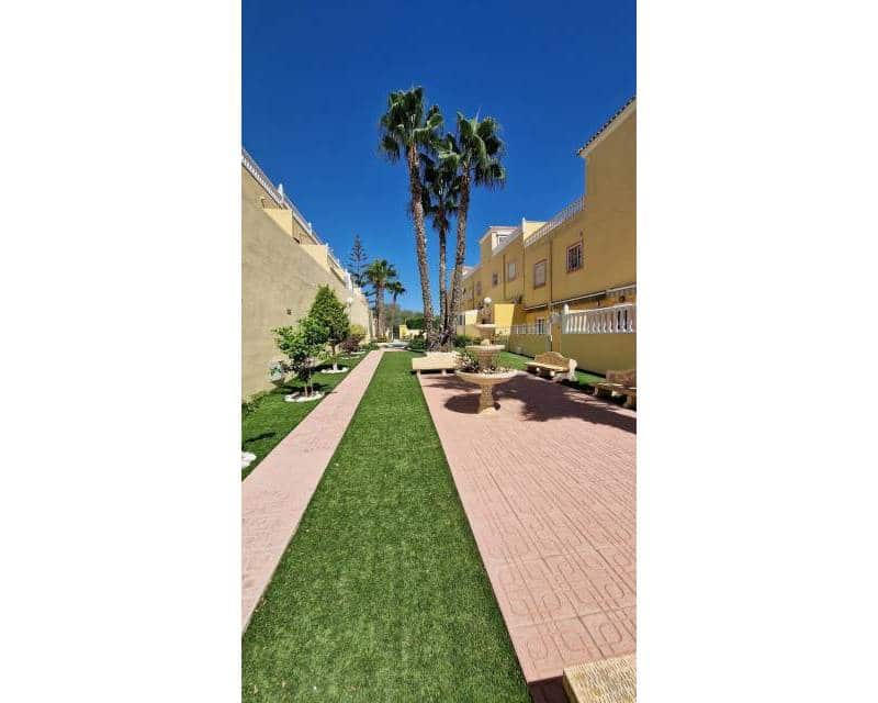 3 chambre Maison de Ville à vendre à Orihuela Costa avec piscine garage - 191 000 € (Ref: 9325698)