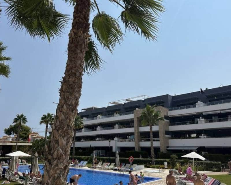 2 sypialnia Apartament na sprzedaż w Playa Flamenca z basenem garażem - 435 000 € (Ref: 9328616)