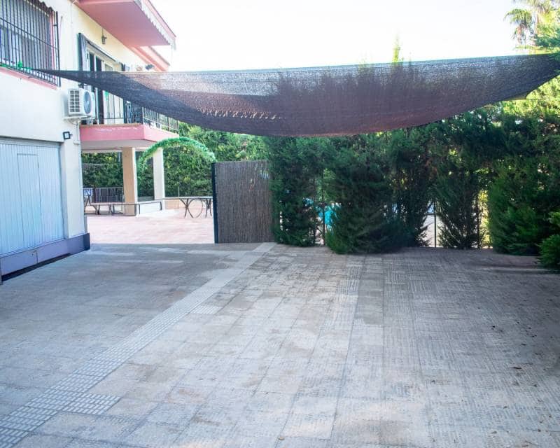 Chalet de 5 habitaciones en Las Torres de Cotillas en venta con piscina garaje - 587.000 € (Ref: 9331800)