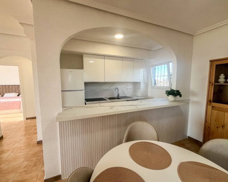 2 bedroom Penthouse for sale in Orihuela Costa - € 247,000 (Ref: 9332683)