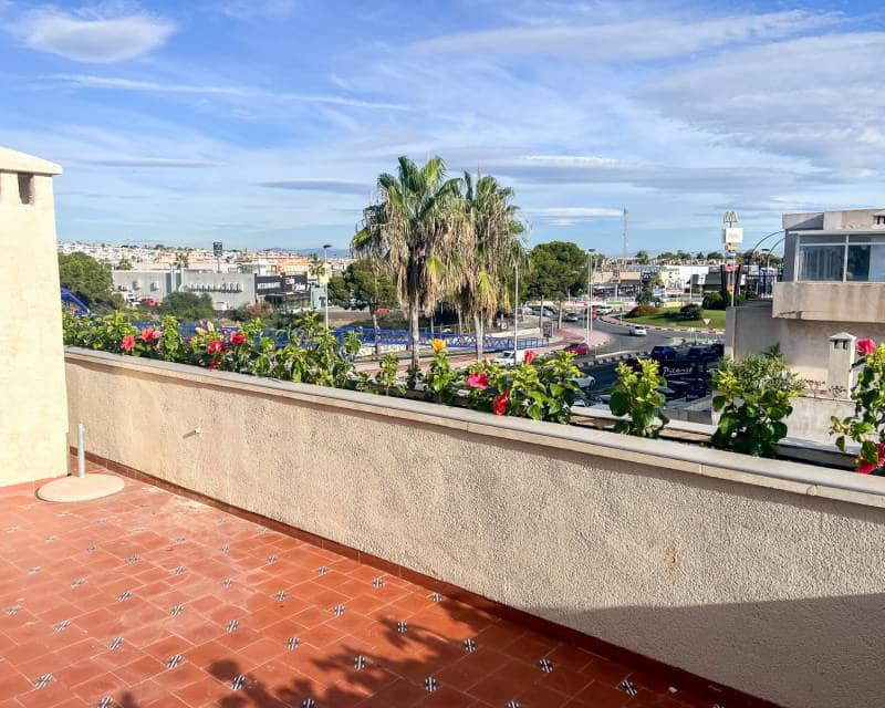 2 bedroom Penthouse for sale in Orihuela Costa - € 247,000 (Ref: 9332683)