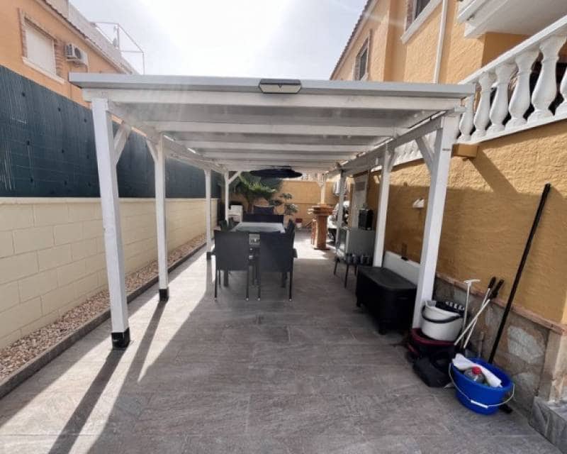 3 quarto Moradia Geminada para venda em Ciudad Quesada com piscina garagem - 289 000 € (Ref: 9335711)