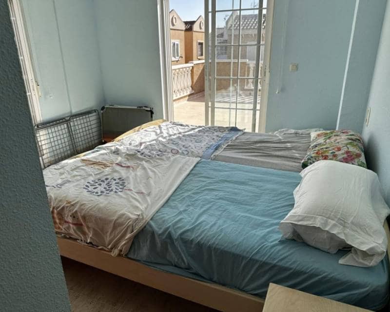 3 Zimmer Doppelhaus zu verkaufen in Torrevieja mit Pool - 215.000 € (Ref: 9338785)