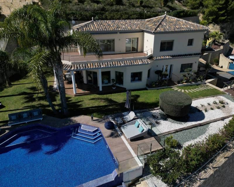 5 slaapkamer Villa te koop in Benissa met zwembad garage - € 2.520.000 (Ref: 9339237)