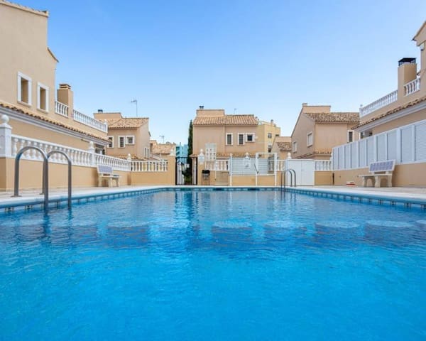 Adosado de 2 habitaciones en El Moncayo - El Pòrtic, Guardamar del Segura en venta con piscina garaje - 299.900 € (Ref: 9340140)