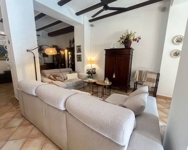 7 slaapkamer Halfvrijstaande villa te koop in Centro ciudad, Javea / Xàbia met zwembad - € 1.995.000 (Ref: 9343668)