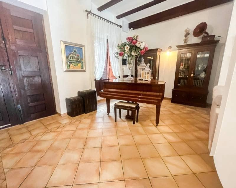 7 makuuhuone Paritalo myytävänä paikassa Javea / Xabia mukana uima-altaan - 1 995 000 € (Ref: 9343668)