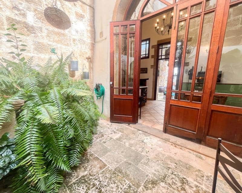 7 makuuhuone Paritalo myytävänä paikassa Javea / Xabia mukana uima-altaan - 1 995 000 € (Ref: 9343668)