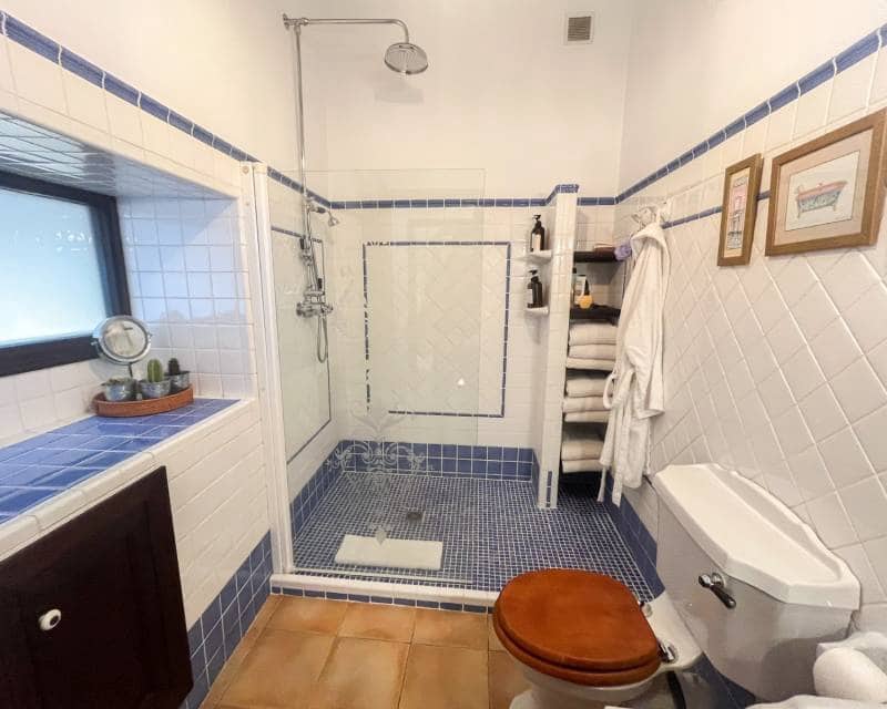 7 makuuhuone Paritalo myytävänä paikassa Javea / Xabia mukana uima-altaan - 1 995 000 € (Ref: 9343668)