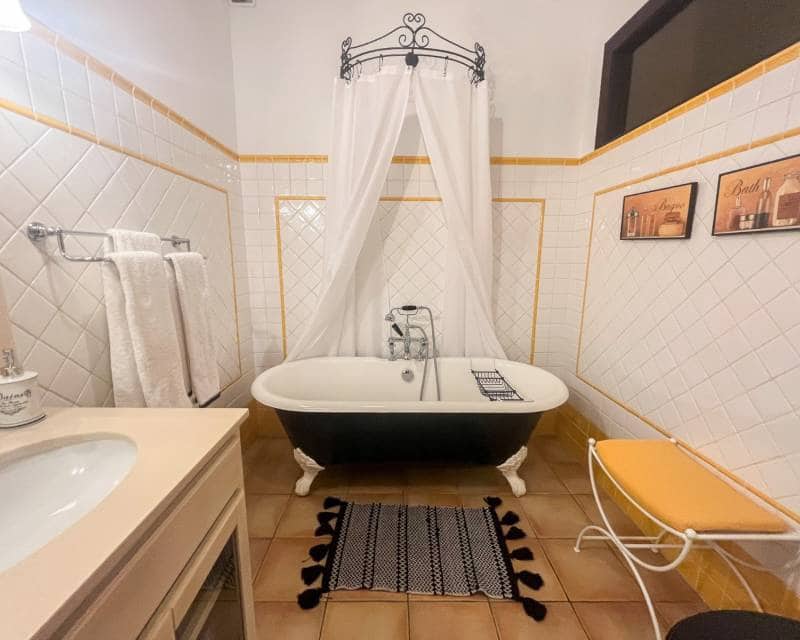 7 makuuhuone Paritalo myytävänä paikassa Javea / Xabia mukana uima-altaan - 1 995 000 € (Ref: 9343668)