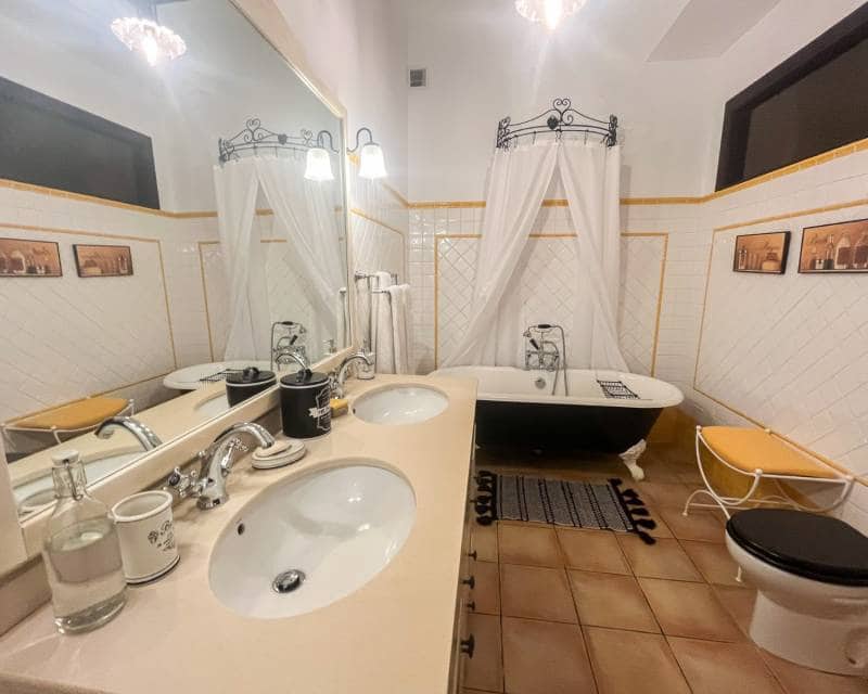 7 makuuhuone Paritalo myytävänä paikassa Javea / Xabia mukana uima-altaan - 1 995 000 € (Ref: 9343668)