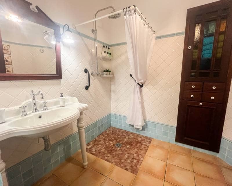 7 makuuhuone Paritalo myytävänä paikassa Javea / Xabia mukana uima-altaan - 1 995 000 € (Ref: 9343668)