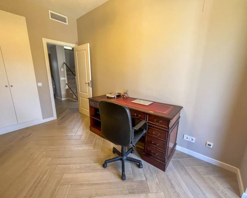 4 chambre Villa/Maison à vendre à Finestrat avec piscine garage - 1 050 000 € (Ref: 9345203)