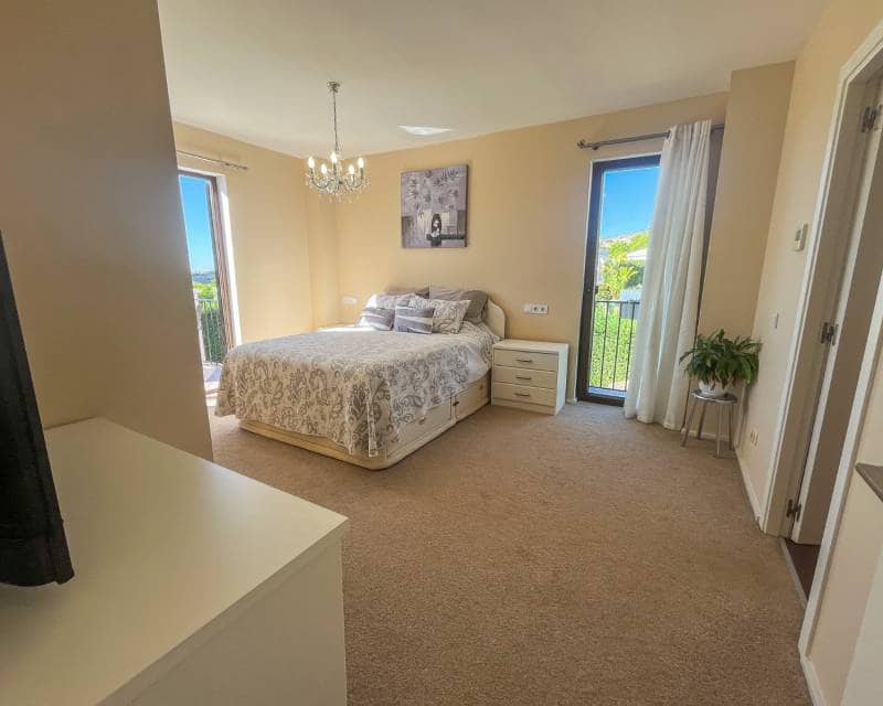 4 chambre Villa/Maison à vendre à Finestrat avec piscine garage - 1 050 000 € (Ref: 9345203)