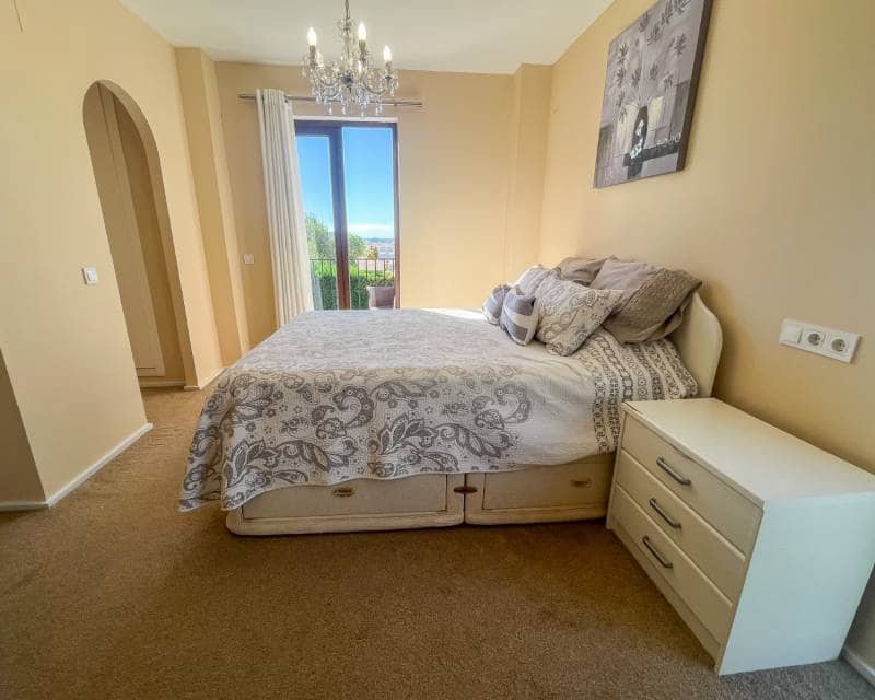 4 chambre Villa/Maison à vendre à Finestrat avec piscine garage - 1 050 000 € (Ref: 9345203)