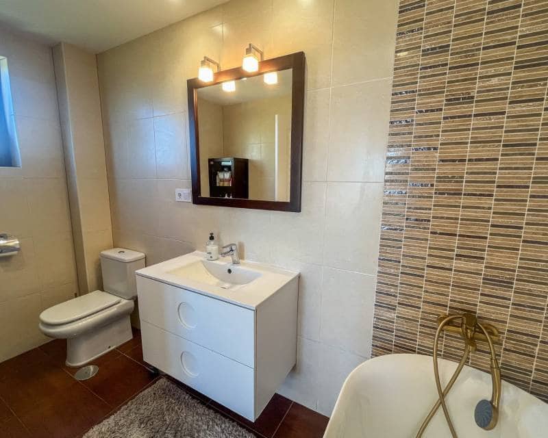 4 chambre Villa/Maison à vendre à Finestrat avec piscine garage - 1 050 000 € (Ref: 9345203)