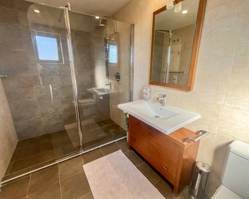 4 chambre Villa/Maison à vendre à Finestrat avec piscine garage - 1 050 000 € (Ref: 9345203)