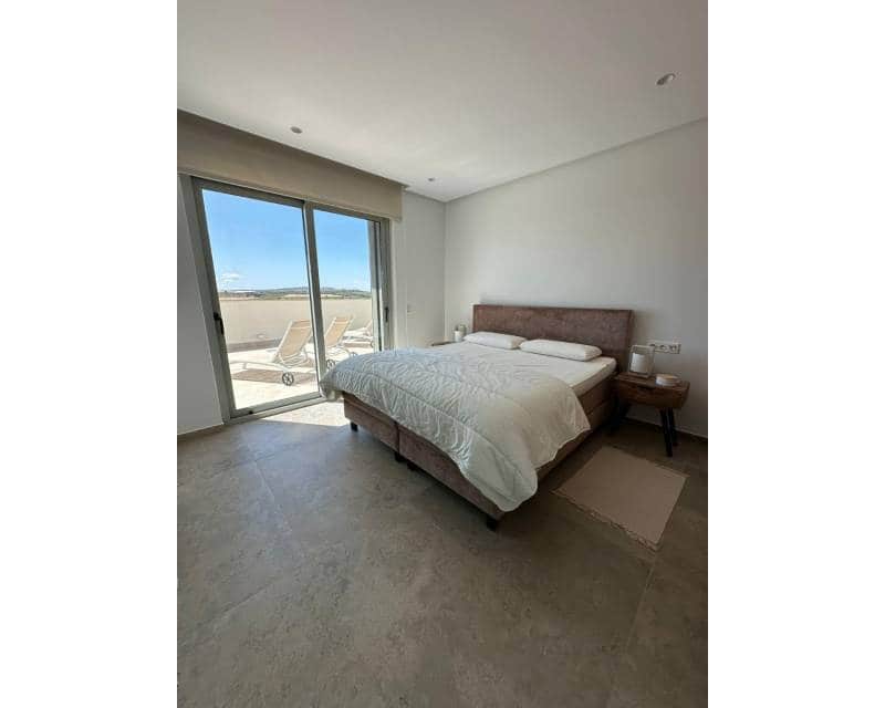 4 slaapkamer Villa te koop in Benijofar met zwembad garage - € 1.495.000 (Ref: 9345301)