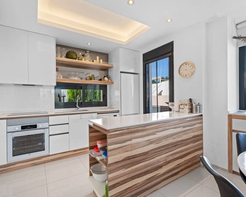 3 chambre Villa/Maison Mitoyenne à vendre à Ciudad Quesada avec piscine - 325 000 € (Ref: 9345762)