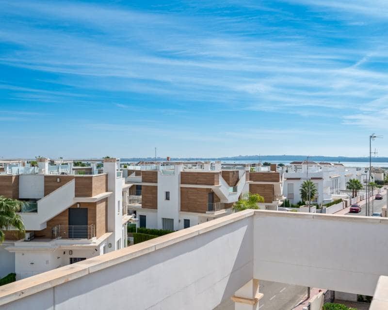 3 chambre Villa/Maison Mitoyenne à vendre à Ciudad Quesada avec piscine - 325 000 € (Ref: 9345762)