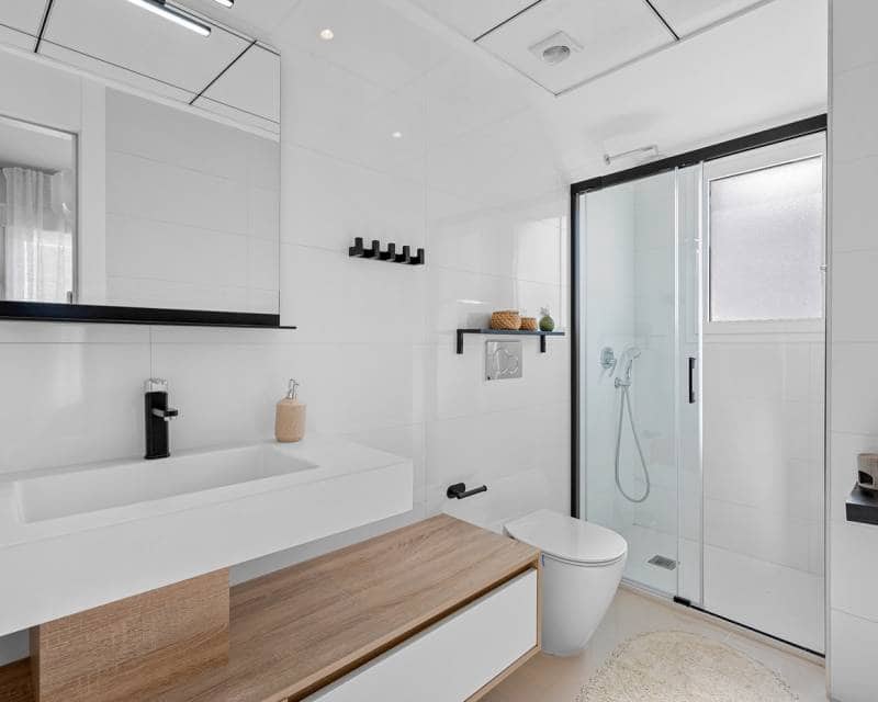 3 soverom Rekkehus til salgs i Ciudad Quesada med svømmebasseng garasje - € 379 000 (Ref: 9348046)