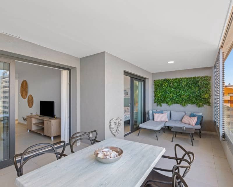 2 slaapkamer Appartement te koop in Orihuela Costa met zwembad garage - € 479.000 (Ref: 9352180)