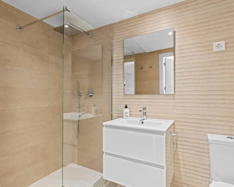 2 slaapkamer Appartement te koop in Orihuela Costa met zwembad garage - € 479.000 (Ref: 9352180)