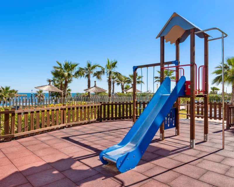 2 slaapkamer Appartement te koop in Orihuela Costa met zwembad garage - € 479.000 (Ref: 9352180)