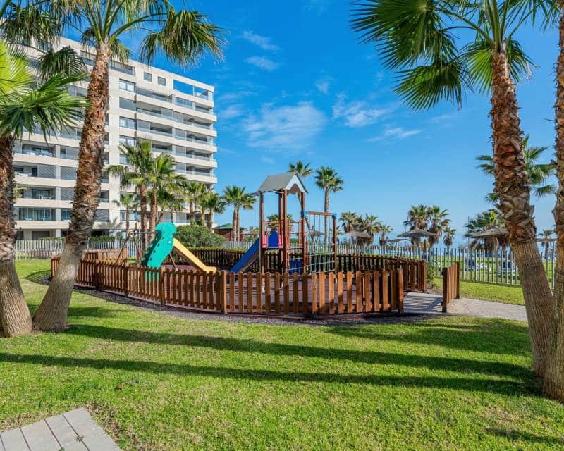 2 slaapkamer Appartement te koop in Orihuela Costa met zwembad garage - € 479.000 (Ref: 9352180)