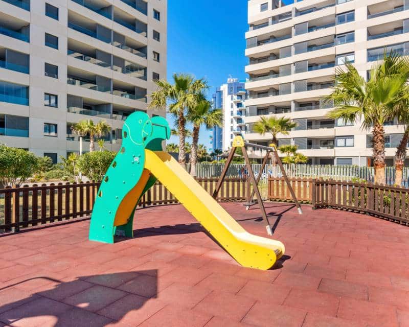 2 slaapkamer Appartement te koop in Orihuela Costa met zwembad garage - € 479.000 (Ref: 9352180)